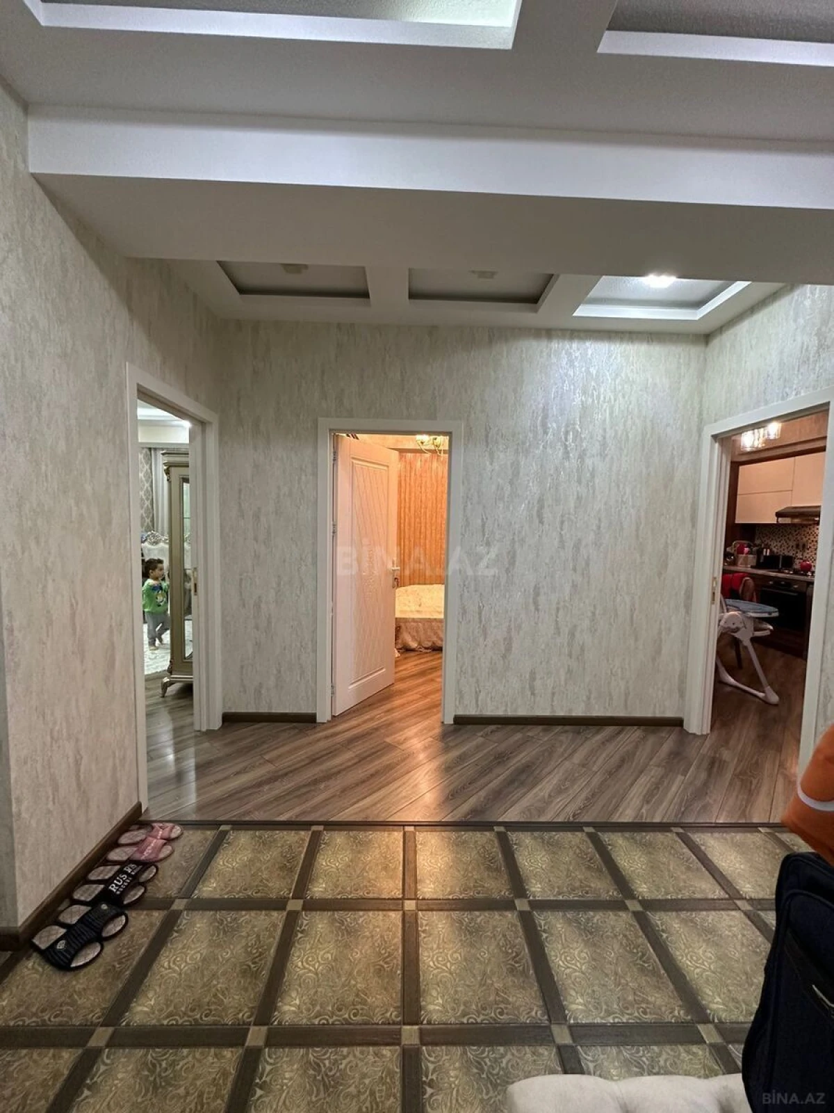Satılır 2 otaqlı mənzil 84.5 m²