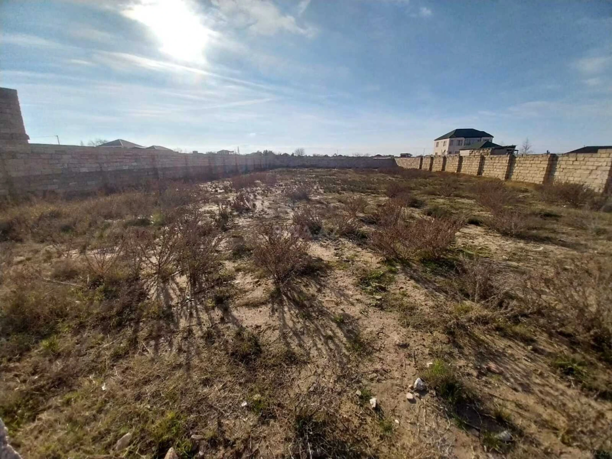 Satılır torpaq sahəsi 12 m²