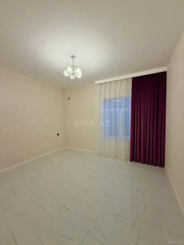 Satılır 5 otaqlı həyət evi 180 m²
