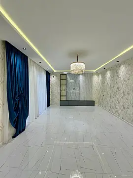 Satılır 5 otaqlı həyət evi 180 m²