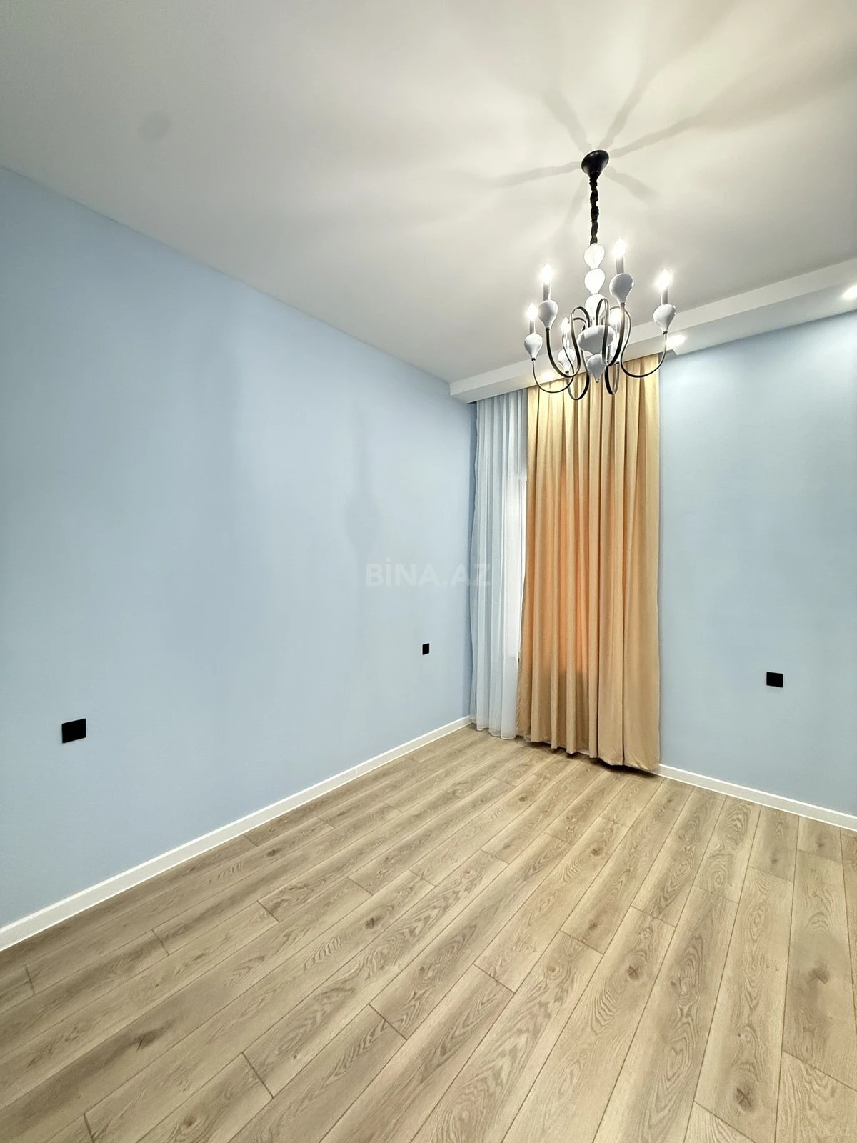 Satılır 4 otaqlı həyət evi 160 m²