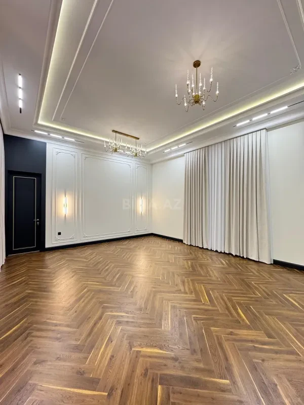 Satılır 5 otaqlı həyət evi 230 m²
