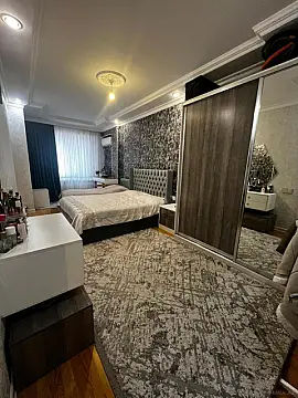 Satılır 2 otaqlı mənzil 95 m²