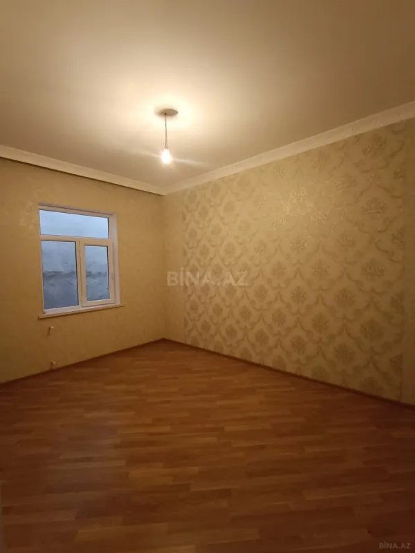 Satılır 4 otaqlı həyət evi 200 m²
