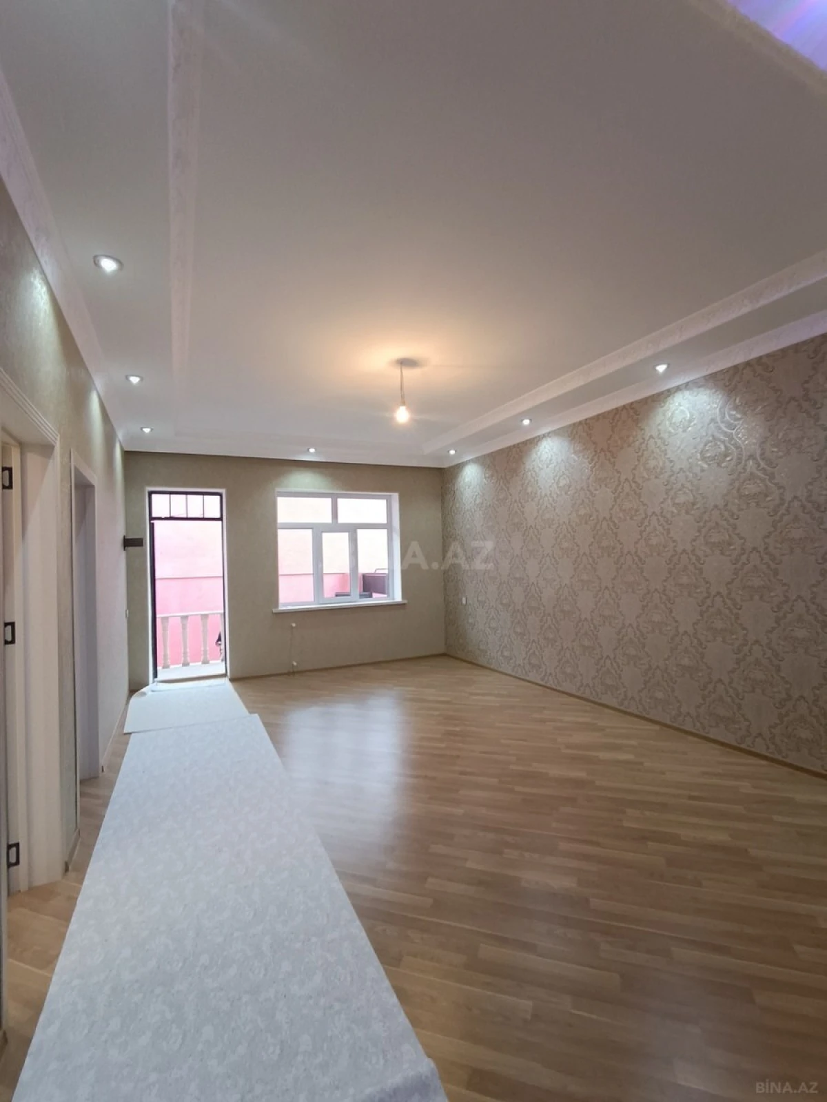 Satılır 4 otaqlı həyət evi 200 m²
