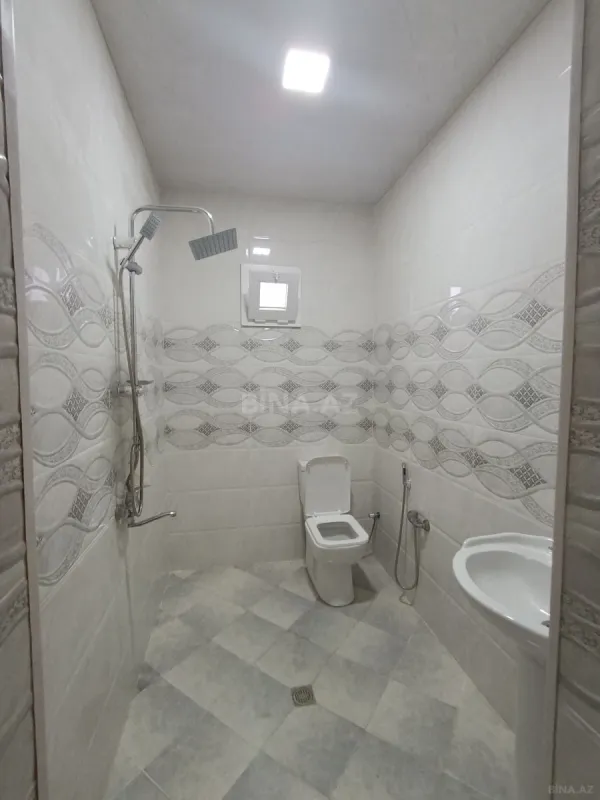 Satılır 4 otaqlı həyət evi 200 m²