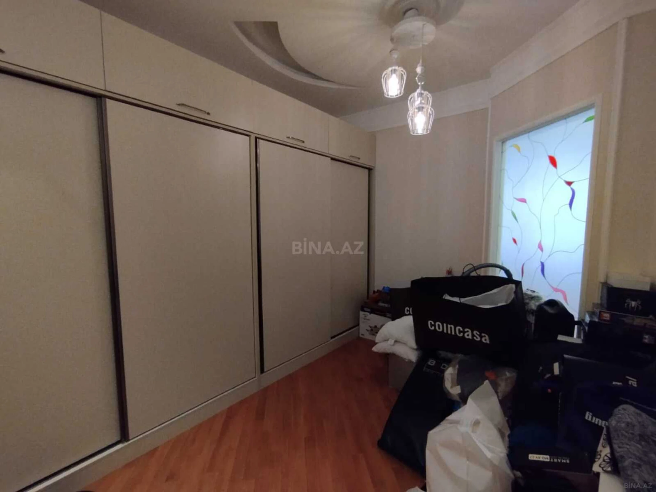 Satılır 4 otaqlı mənzil 170 m²