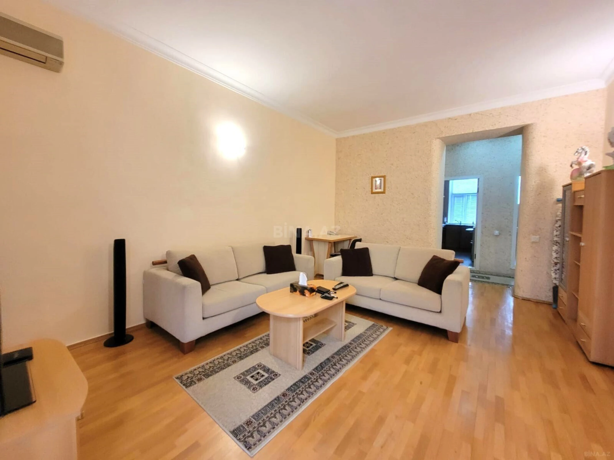 Satılır 2 otaqlı mənzil 65 m²