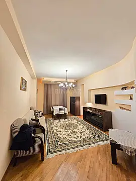 Kirayə verilir 2 otaqlı mənzil 95 m² — Bakı 2 otaq 95.00 m²