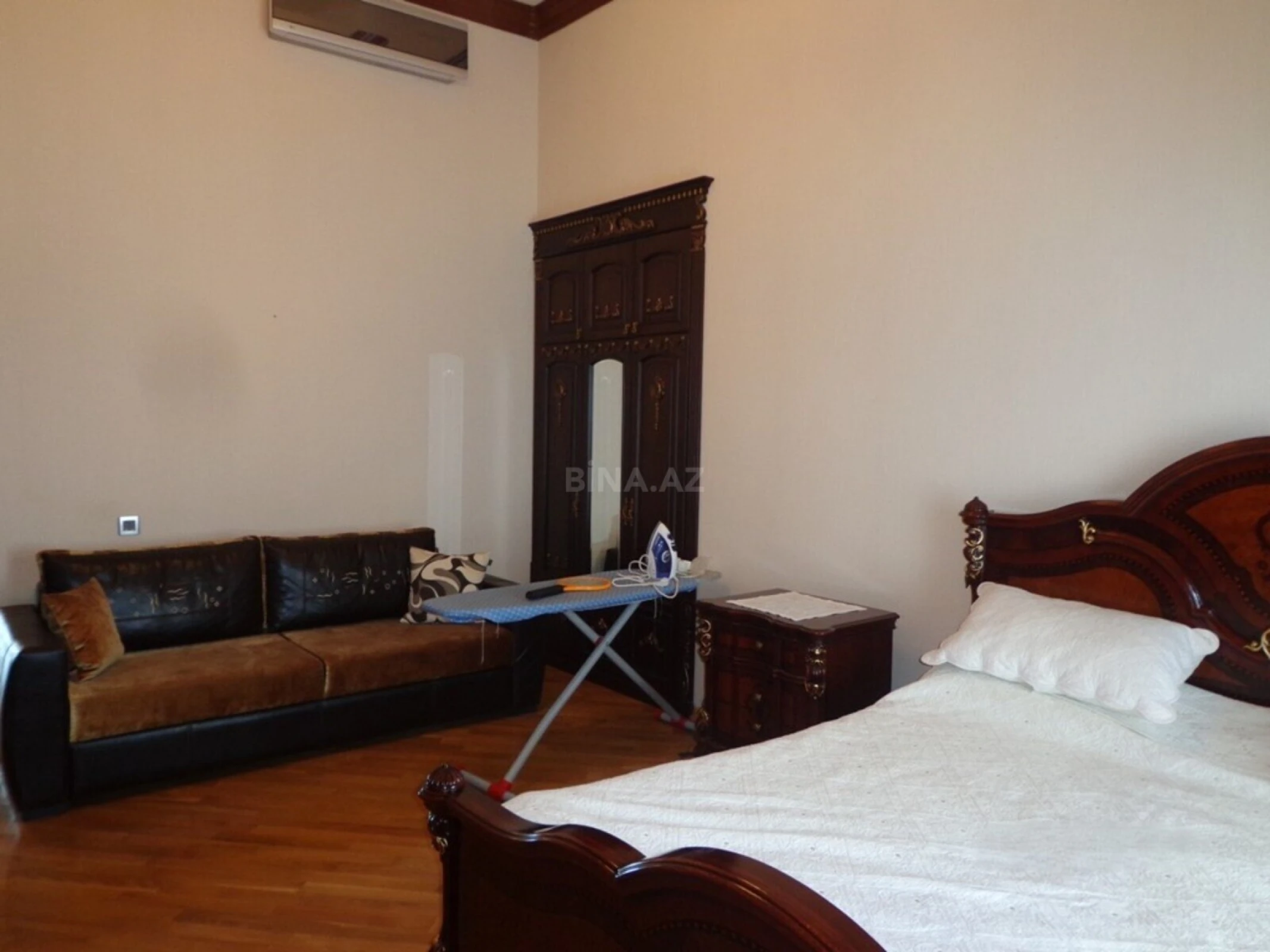 Kirayə verilir 3 otaqlı mənzil 215 m²