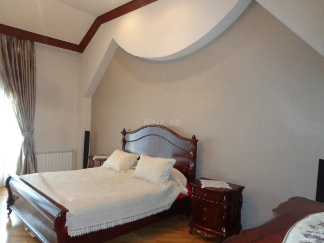 Kirayə verilir 3 otaqlı mənzil 215 m²