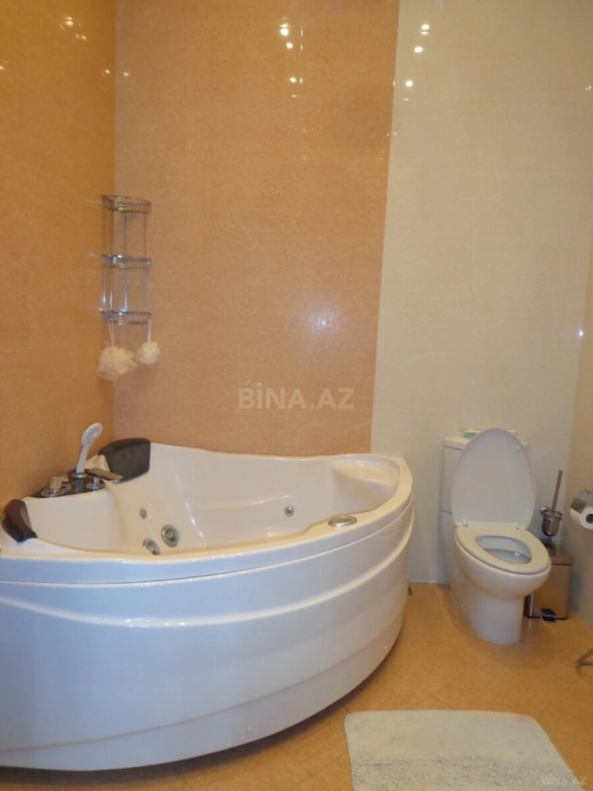 Kirayə verilir 3 otaqlı mənzil 215 m²