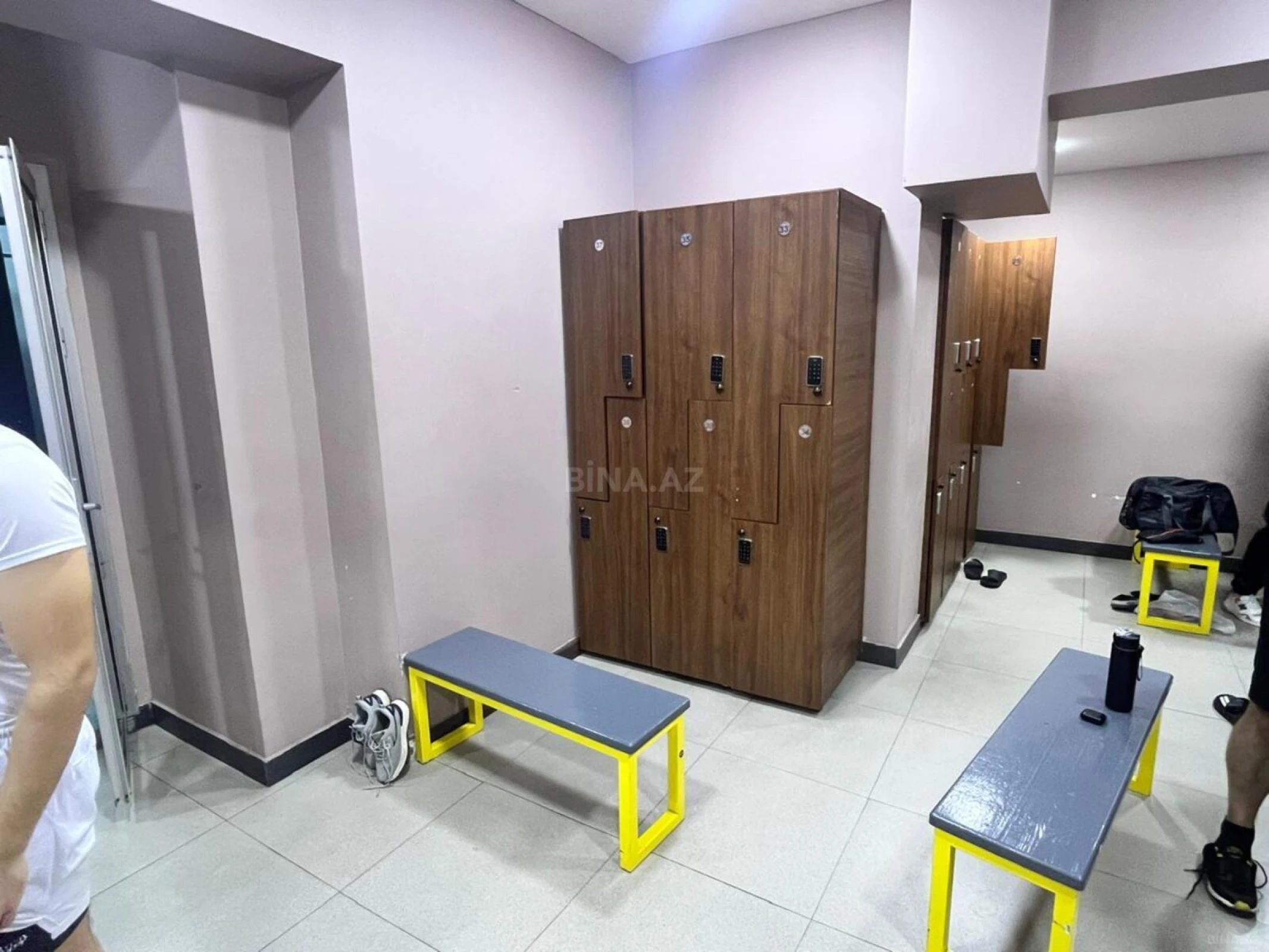 Kirayə verilir obyekt 970 m²