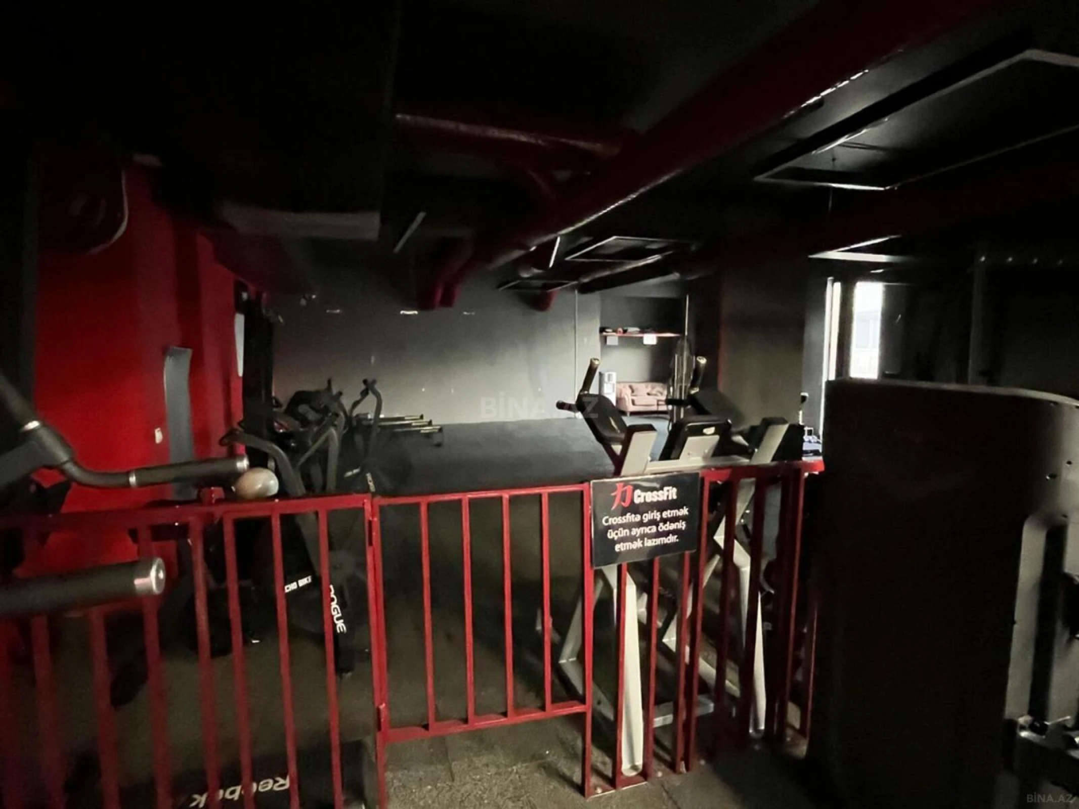 Kirayə verilir obyekt 970 m²