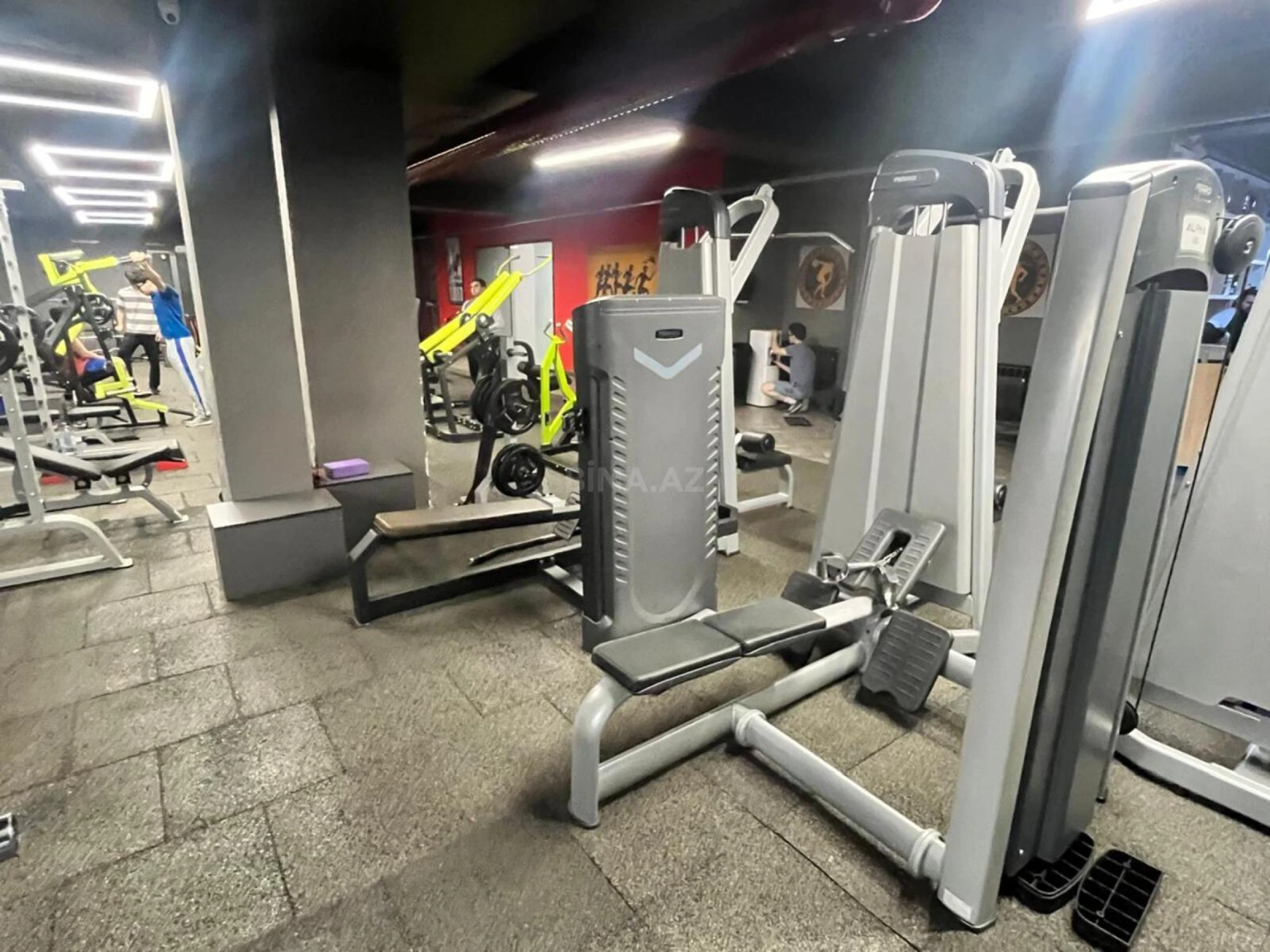 Kirayə verilir obyekt 970 m²