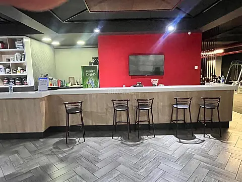 Kirayə verilir obyekt 970 m²