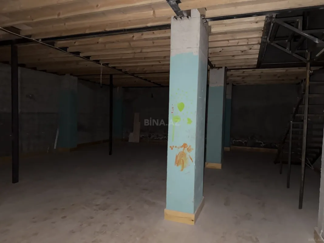 Satılır obyekt 353 m²