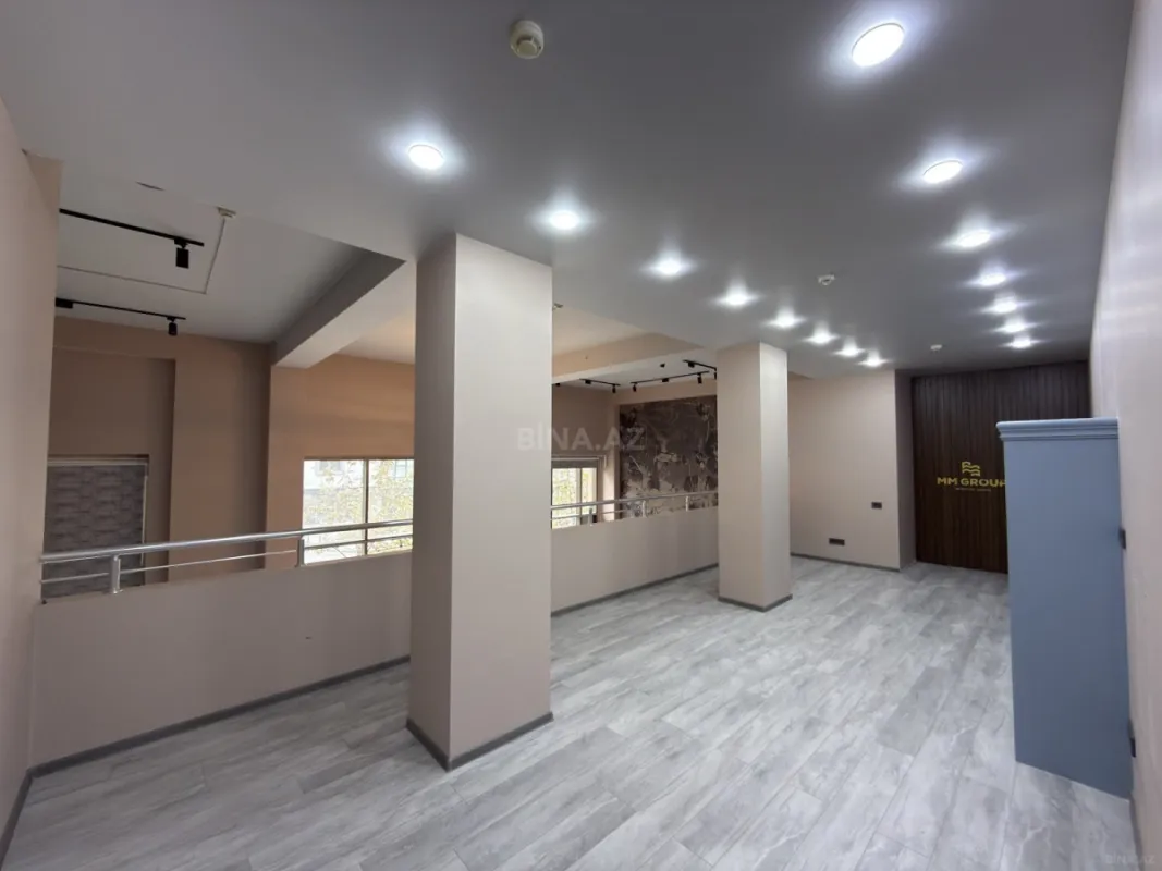 Satılır obyekt 353 m²