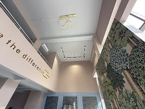 Satılır obyekt 353 m²