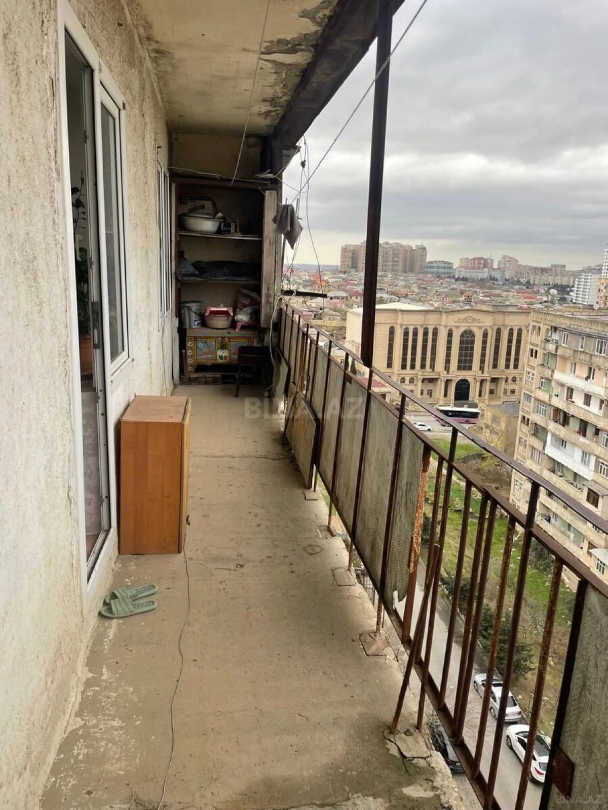Satılır 4 otaqlı mənzil 110 m²