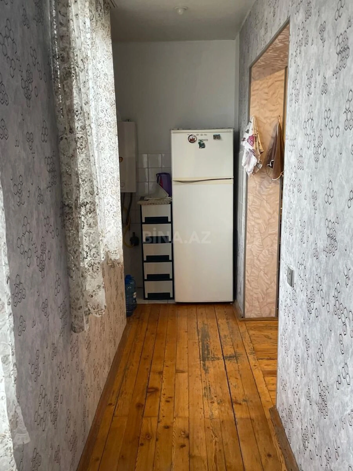 Satılır 4 otaqlı mənzil 110 m²