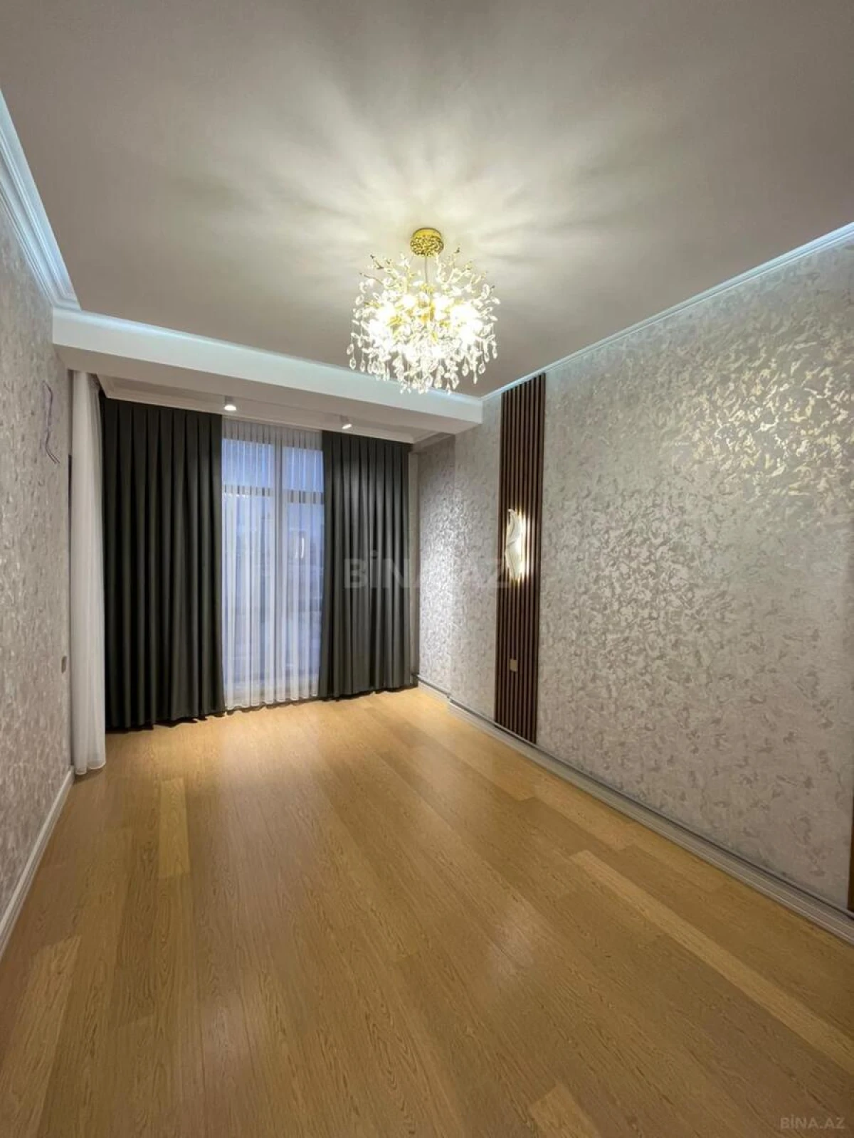 Satılır 3 otaqlı mənzil 76 m²