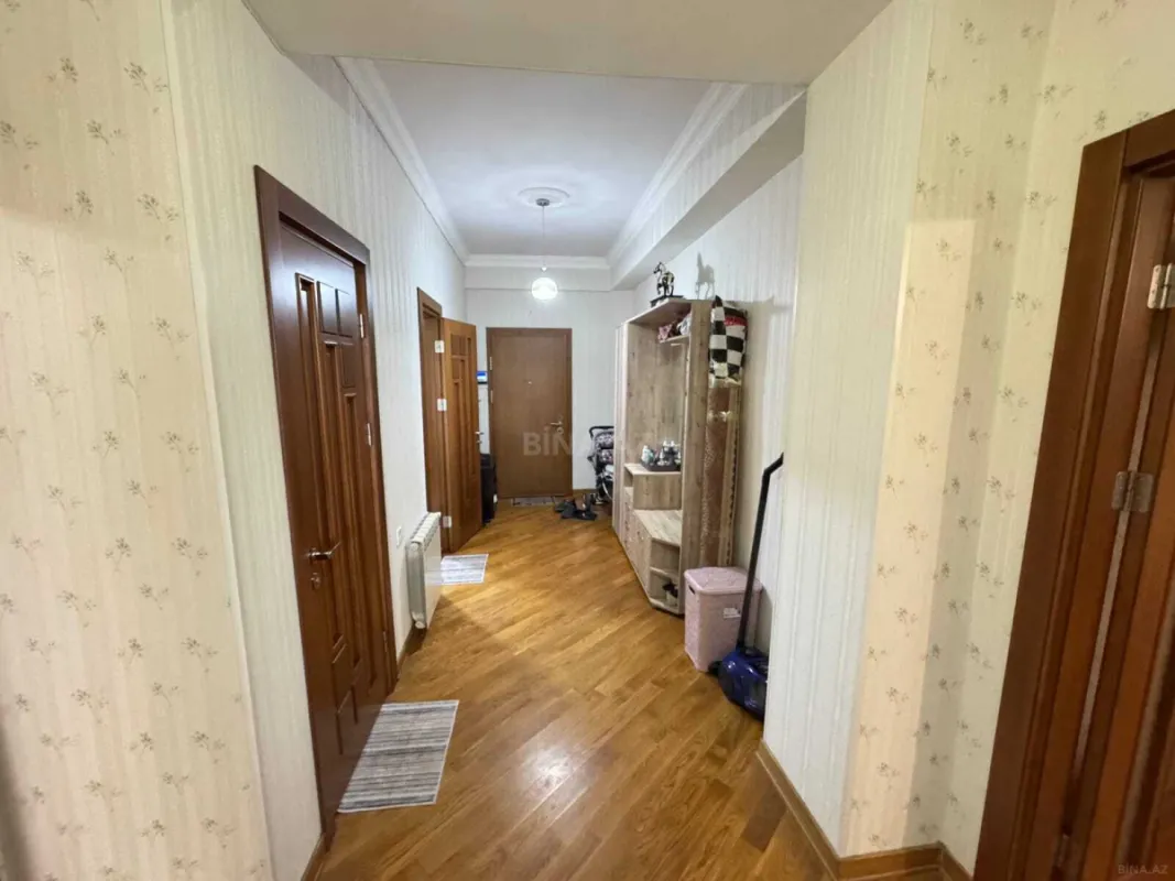 Satılır 2 otaqlı mənzil 88 m²