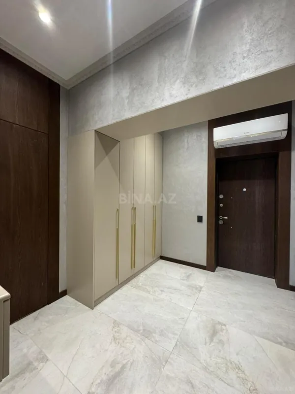 Satılır 3 otaqlı mənzil 91 m²