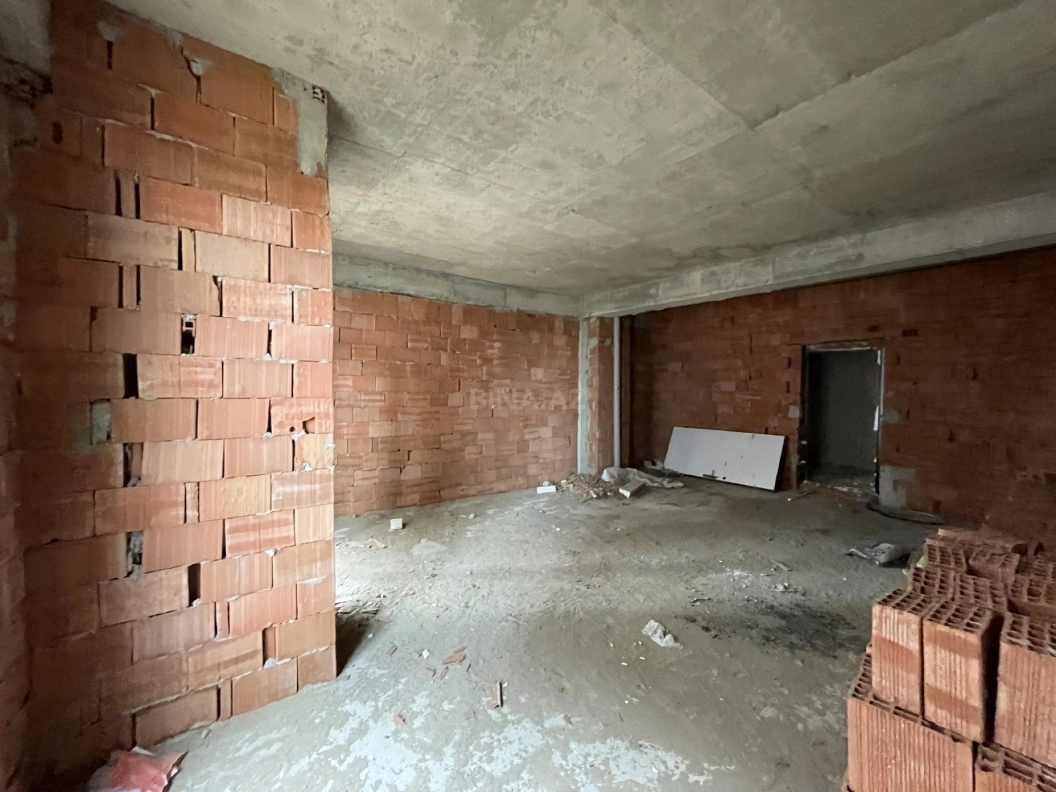 Satılır 2 otaqlı mənzil 50 m²