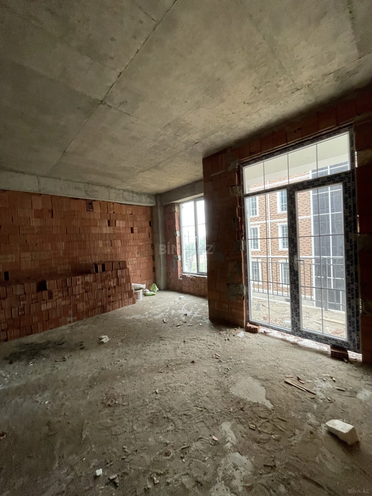 Satılır 2 otaqlı mənzil 50 m²