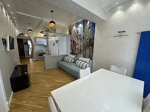 Satılır 4 otaqlı mənzil 67 m²