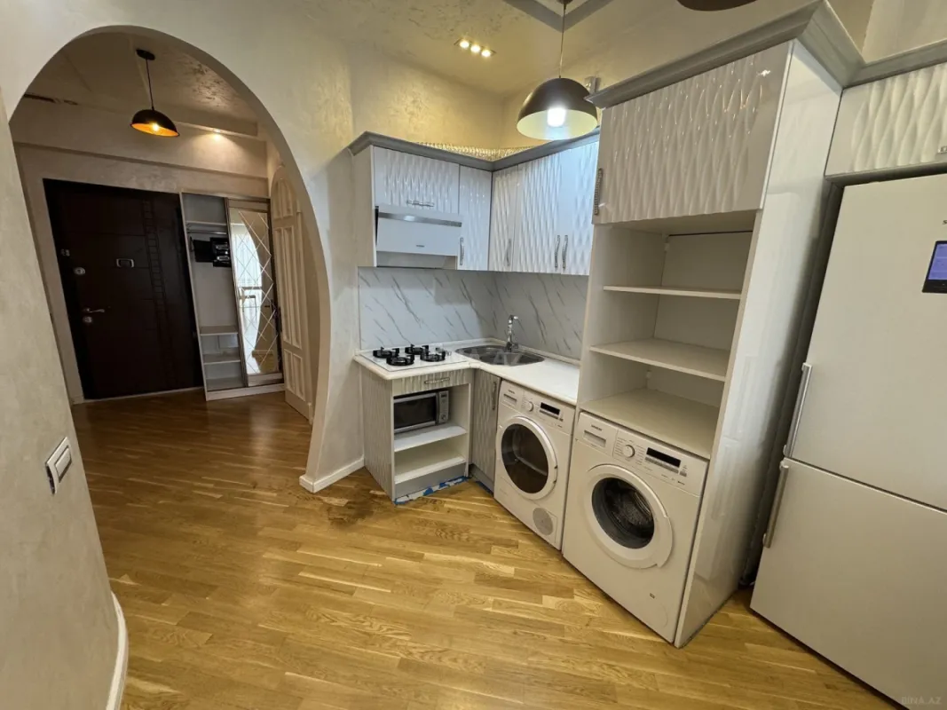 Satılır 4 otaqlı mənzil 67 m²