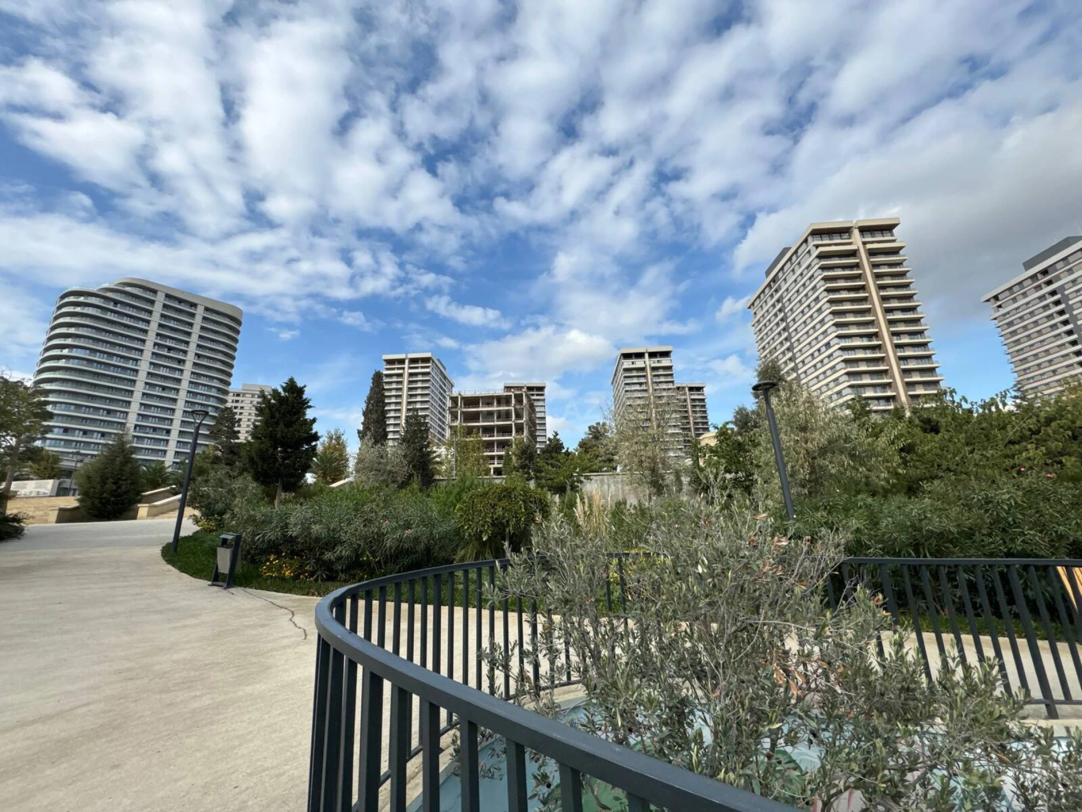 Satılır 3 otaqlı həyət evi 120 m²