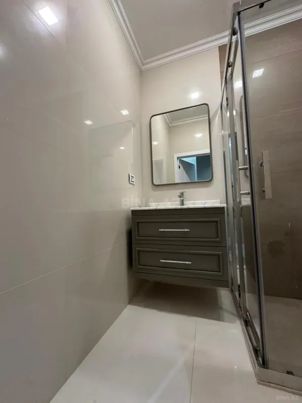 Kirayə verilir 3 otaqlı mənzil 115 m²