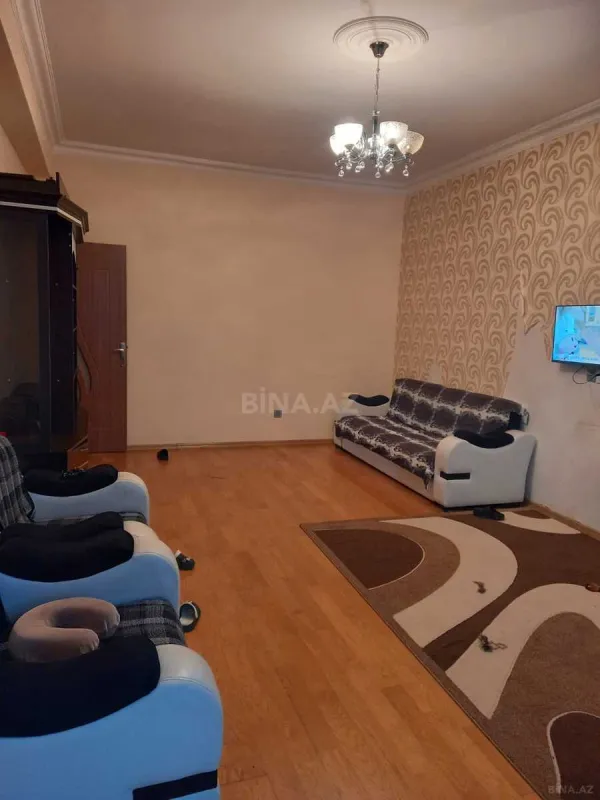 Satılır 2 otaqlı mənzil 88 m²