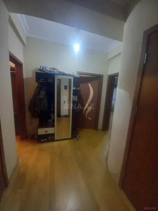 Satılır 2 otaqlı mənzil 88 m²