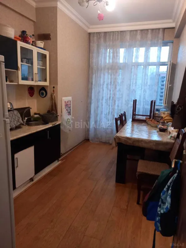 Satılır 2 otaqlı mənzil 88 m²