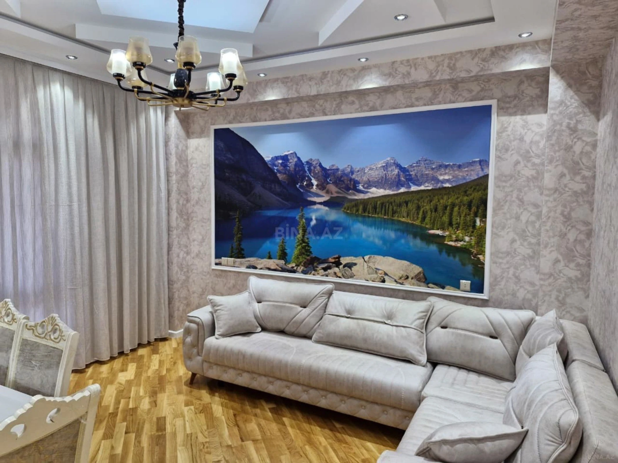 Kirayə verilir 2 otaqlı mənzil 80 m²