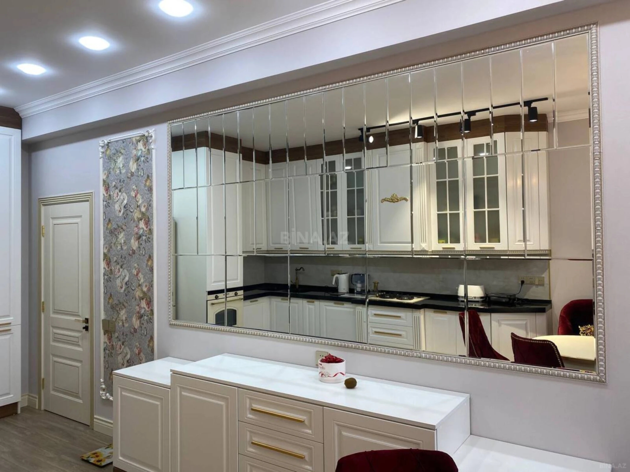 Satılır 3 otaqlı mənzil 115 m²