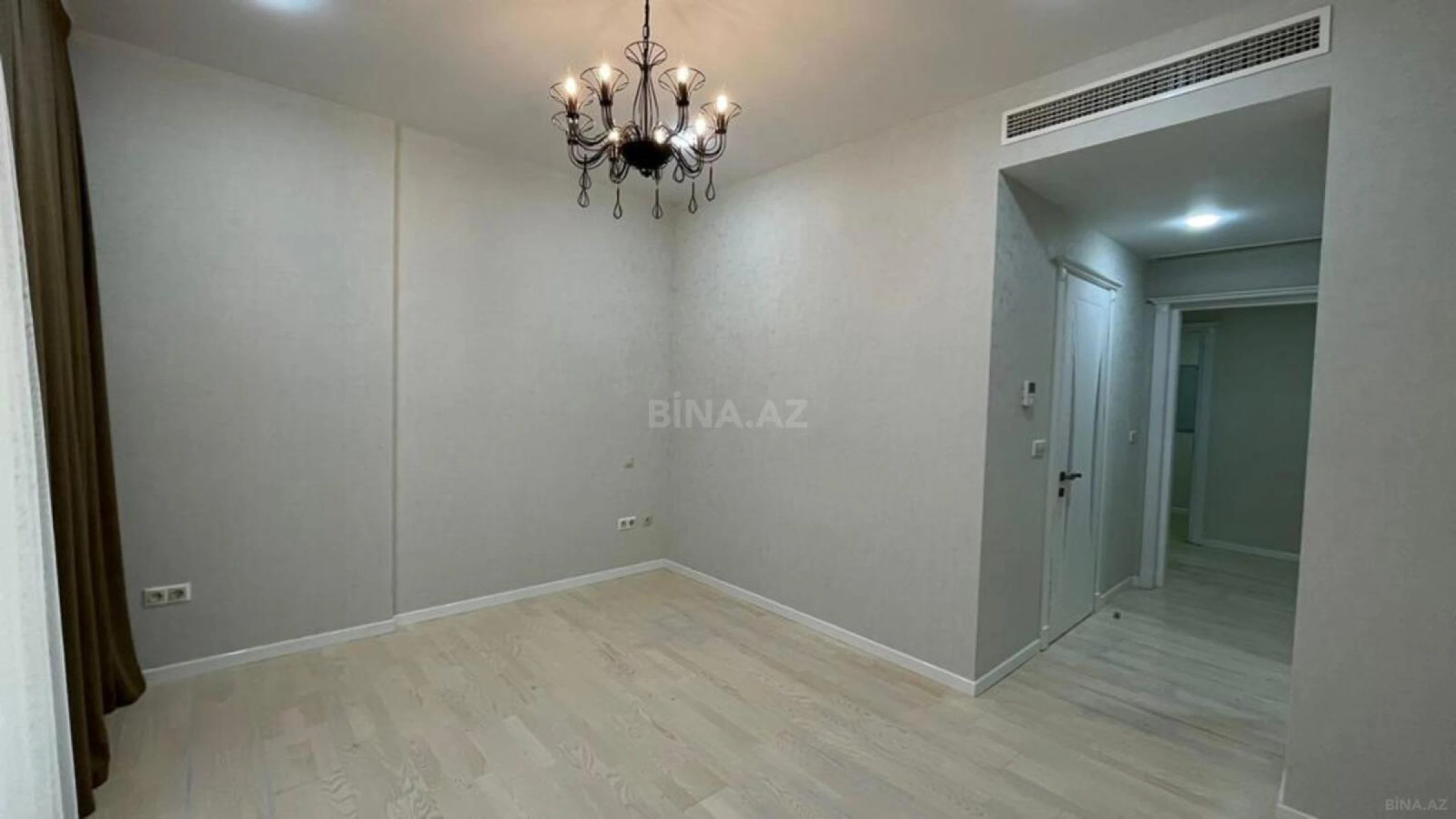 Kirayə verilir 3 otaqlı mənzil 180 m²