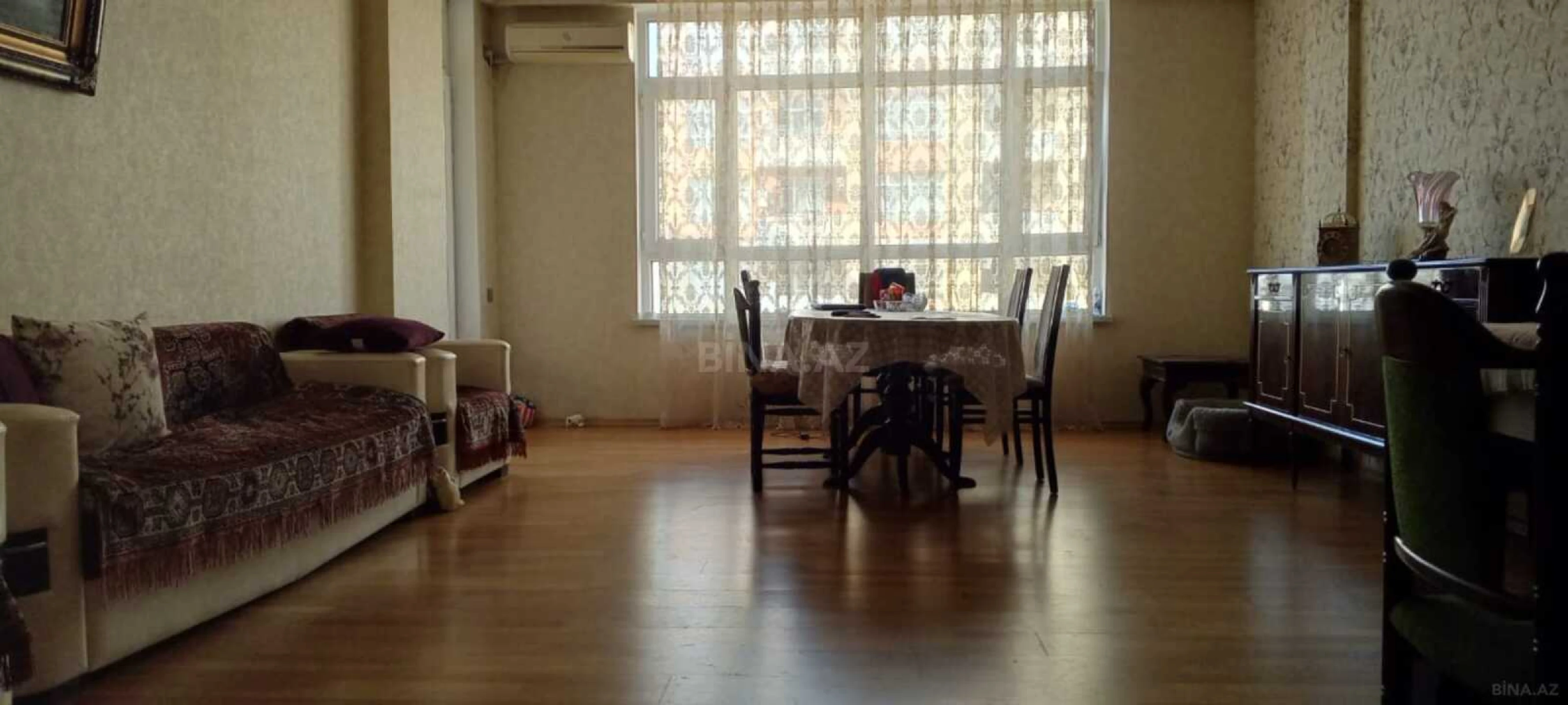Satılır 3 otaqlı mənzil 120 m²