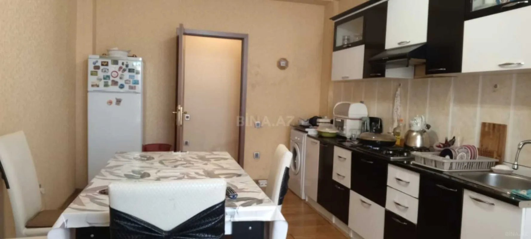 Satılır 3 otaqlı mənzil 120 m²