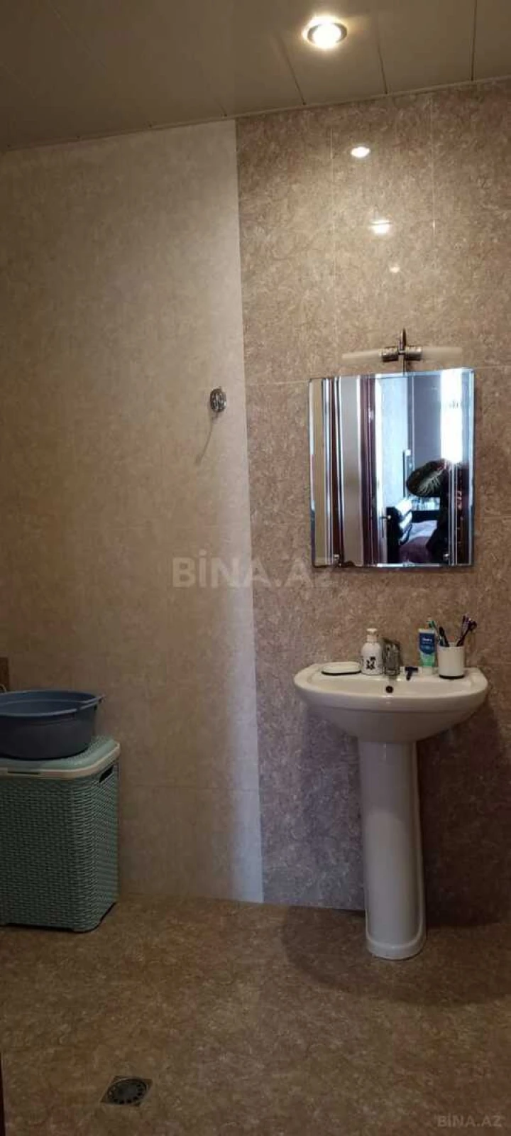 Satılır 3 otaqlı mənzil 120 m²