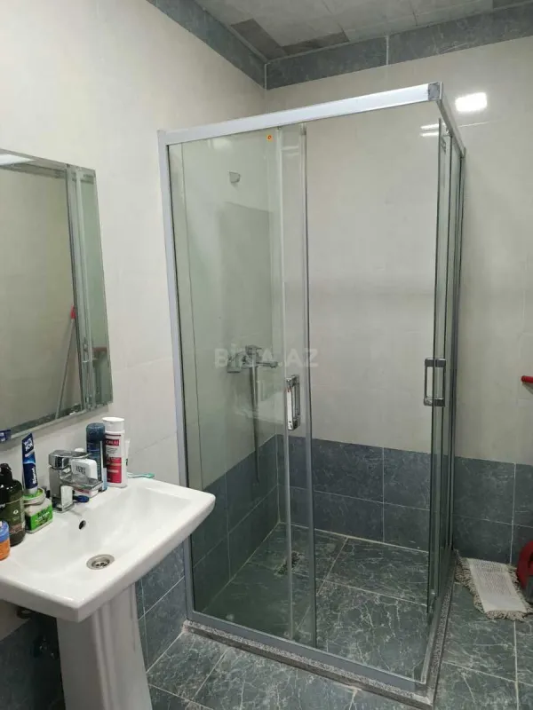 Kirayə verilir 2 otaqlı mənzil 60 m²