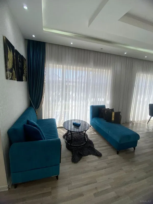 Satılır 4 otaqlı həyət evi 180 m²