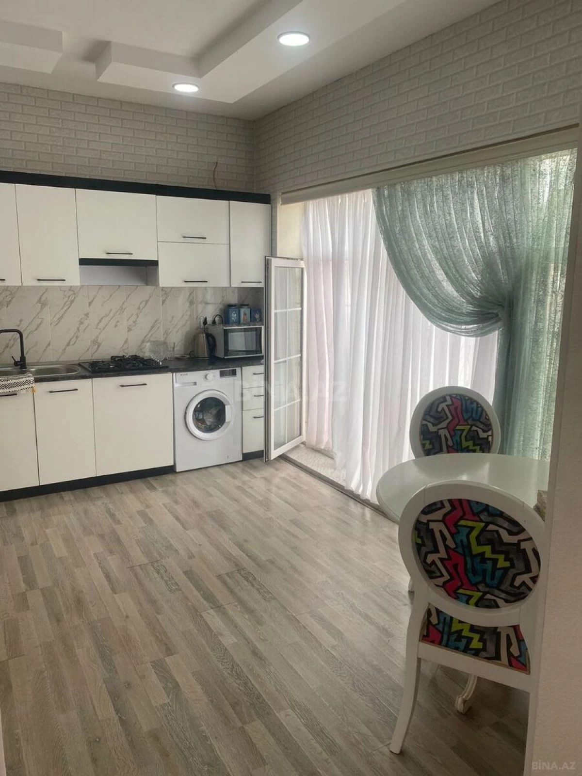 Satılır 4 otaqlı həyət evi 180 m²