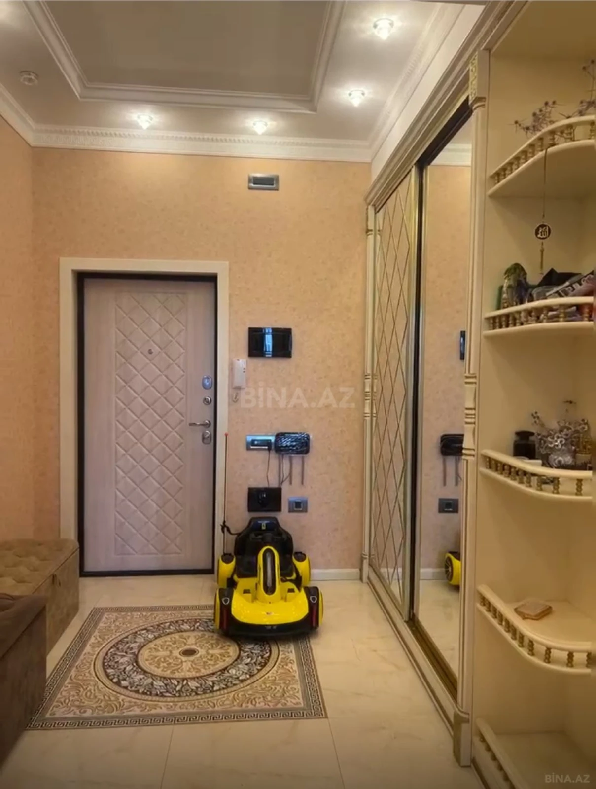 Satılır 2 otaqlı mənzil 89.5 m²