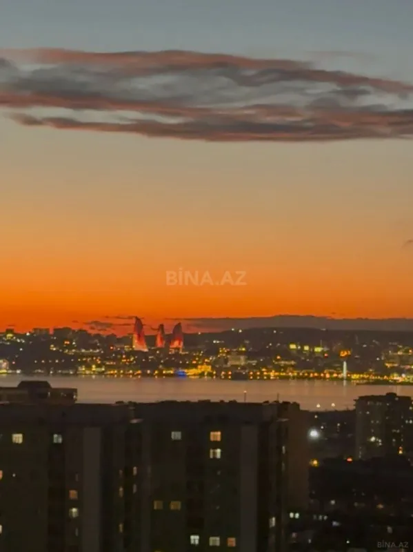 Satılır 2 otaqlı mənzil 56 m²