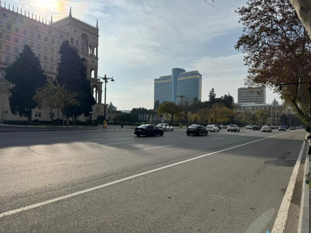 Kirayə verilir obyekt 430 m²