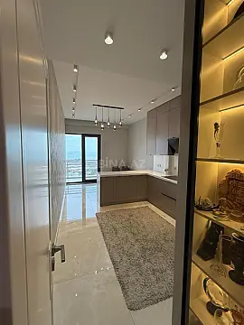 Kirayə verilir 3 otaqlı mənzil 161 m²